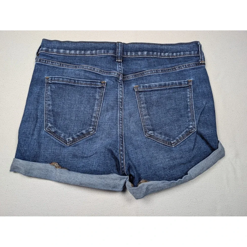 Old Navy Boyfriend Mid-Rise‎ Denim Shorts Women's 6 Button Fly Distressed Cuffed
